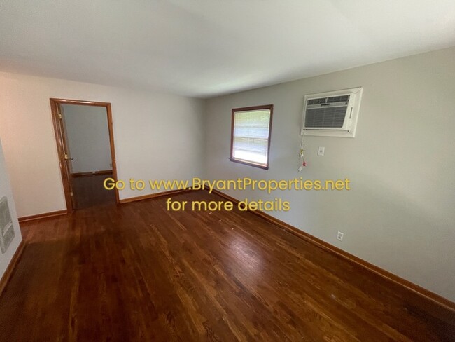 Building Photo - 1807 Elizabeth Rd