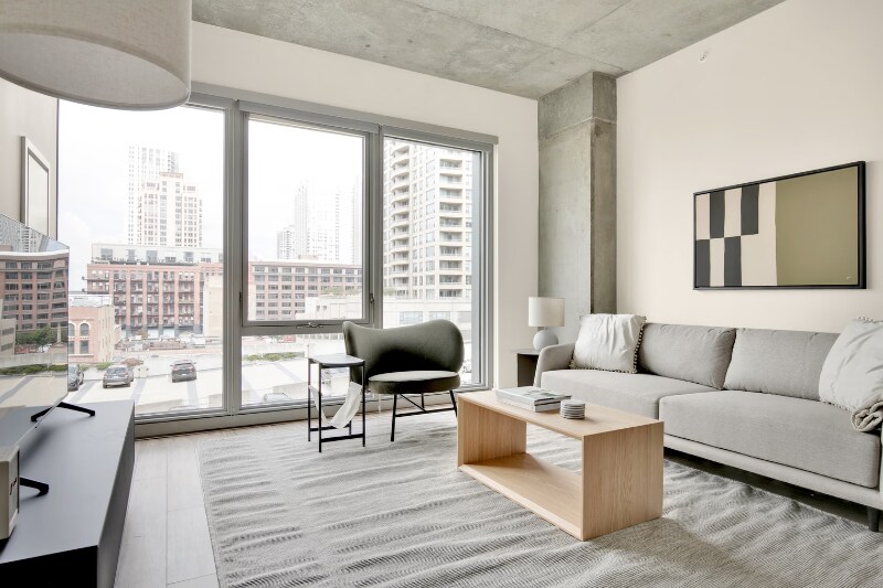 Building Photo - 620 W Randolph St