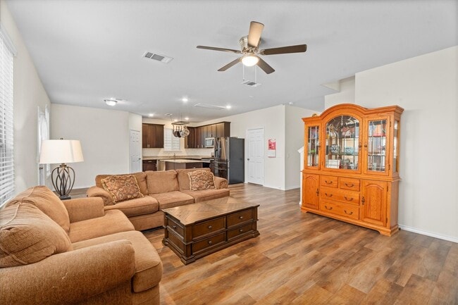 Building Photo - 1714 Avocet Way