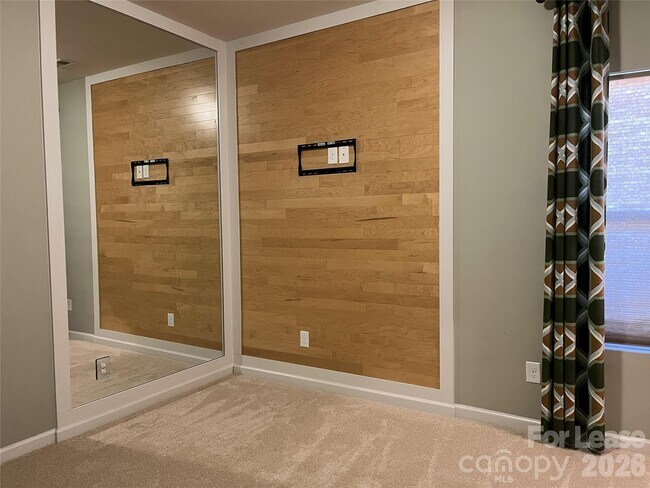 Building Photo - 105 E Neel Ranch Rd