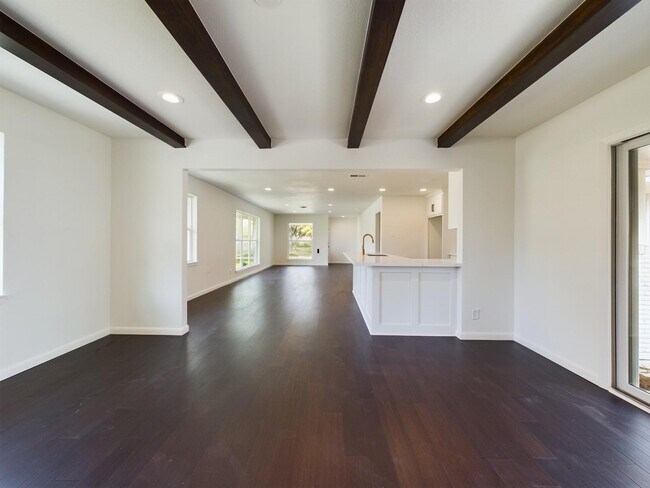 Building Photo - 2231 Latexo Dr
