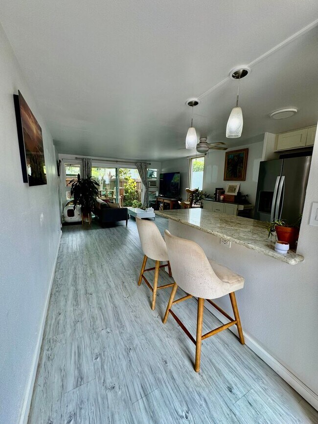 Building Photo - Available Now | Fully Furnished 1 Bedroom,...