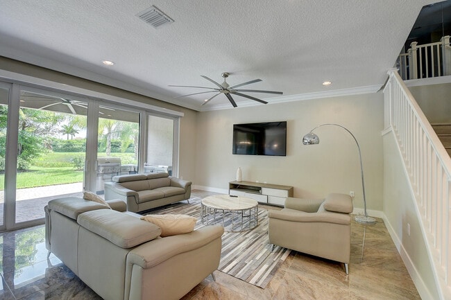 Building Photo - 9748 Celtic Sea Ln