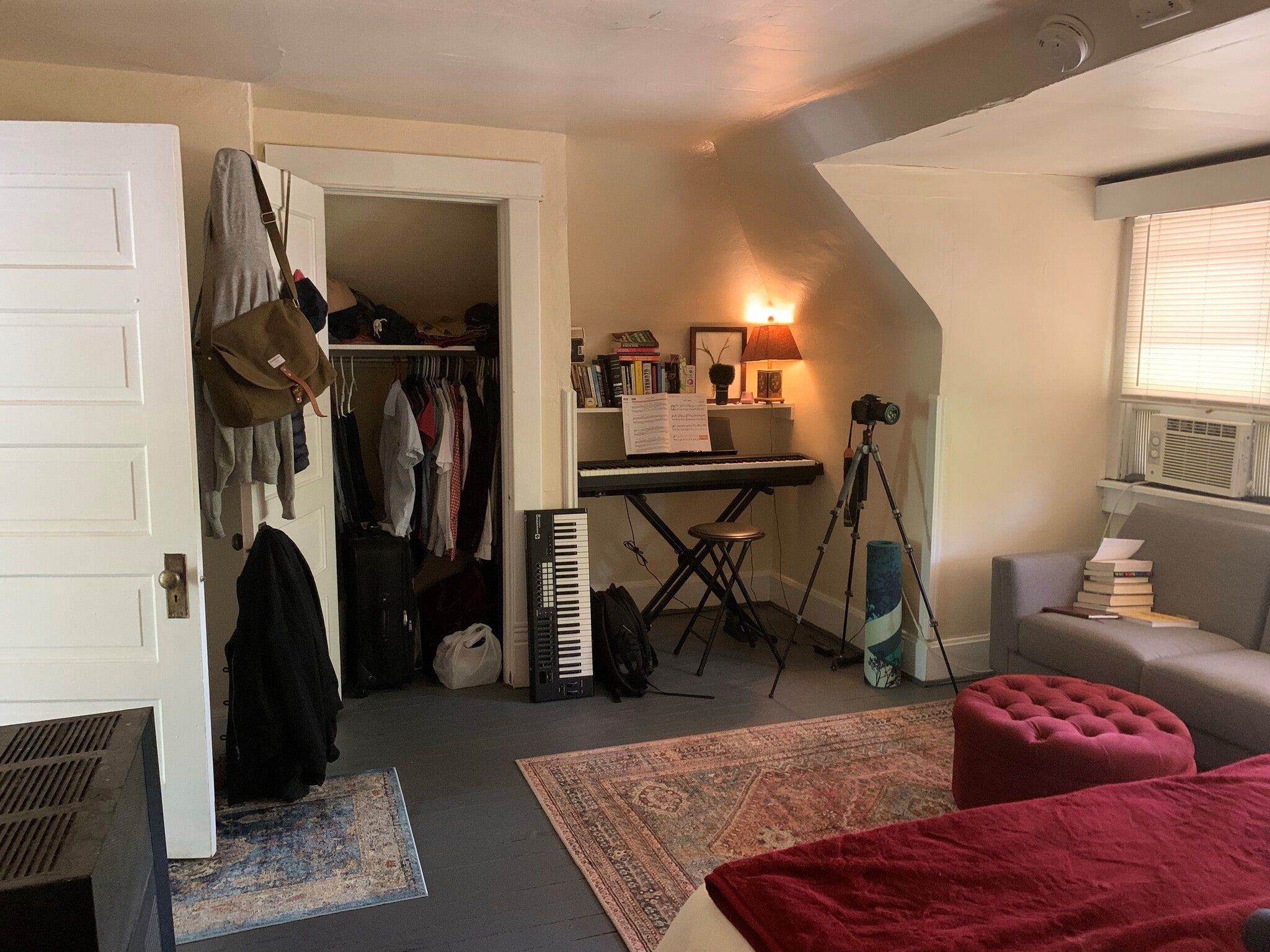 Living/Bedroom - 1284 Highland St