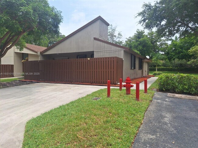 Building Photo - 22280 Timberly Dr