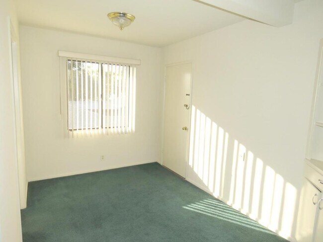 Building Photo - 35 N Allen Ave, Pasadena CA 91106