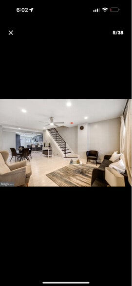 Building Photo - 5220 Irving St