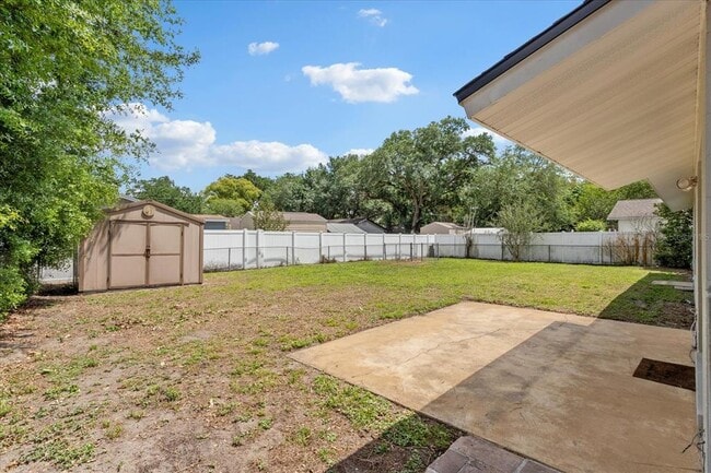 Building Photo - 6513 Stockbridge Ave