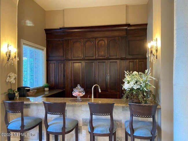 Building Photo - 614 Loire Ct