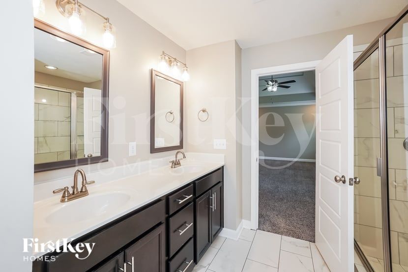 Building Photo - 1679 Ellie Piper Cir