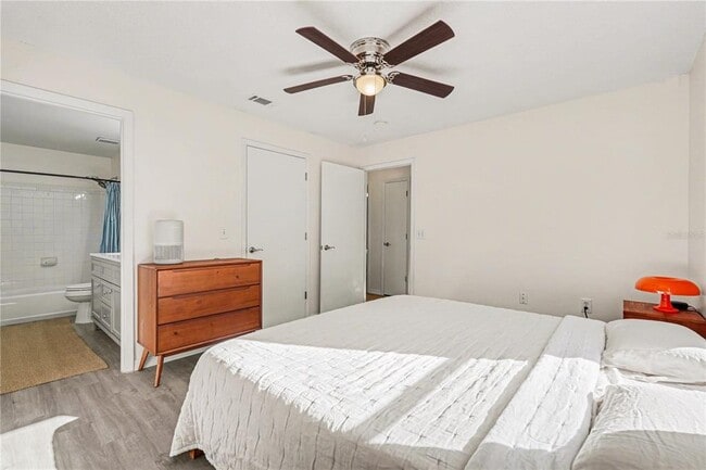 Building Photo - 4440 W Pintor Pl