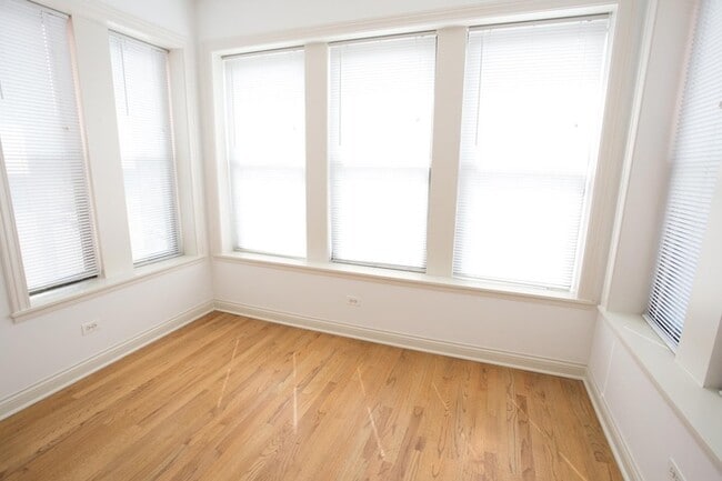 Floorplan - 5401-5409 S. Cottage Grove Avenue