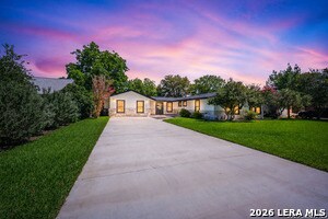 Building Photo - 427 Laramie Dr