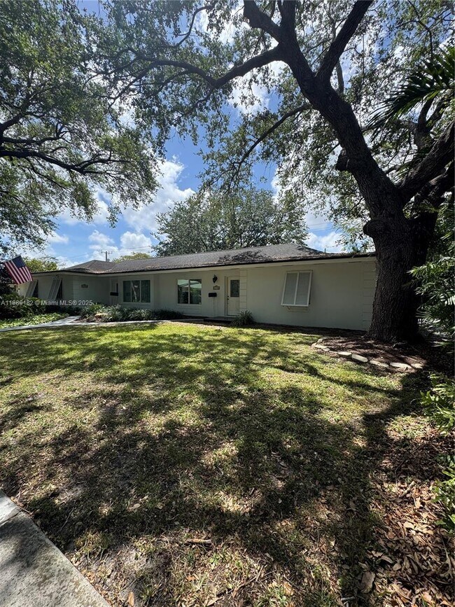 Building Photo - 11780 SW 81st Rd