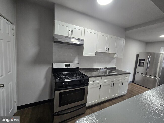 Building Photo - 1315 Fillmore St