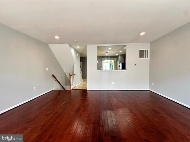 Building Photo - 42457 Malachite Terrace