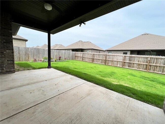 Building Photo - 301 Cisterna Dr