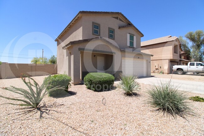 Building Photo - 822 N Navajo Ln