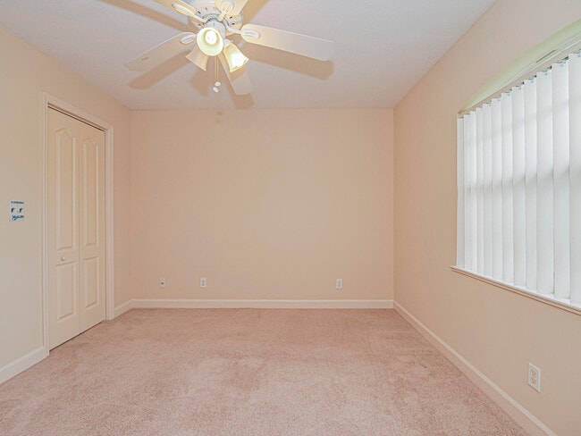 Building Photo - 301 S Wimbrow Dr