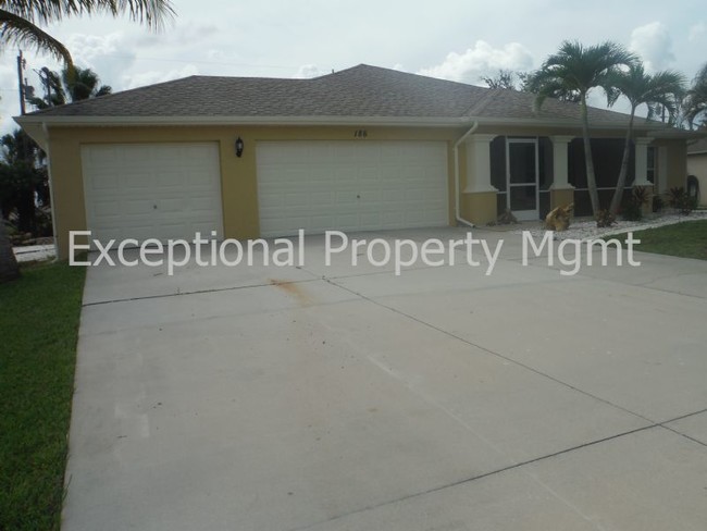 Pool Home! 3 Car Garage! 3 Bedroom 2 bath... - Pool Home!  3 Car Garage! 3 Bedroom 2 bath...