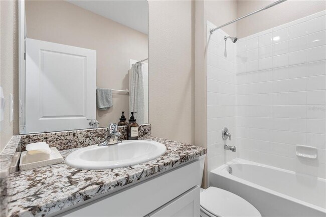 Building Photo - 33700 Hamilton Hl Ln