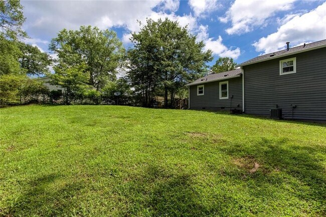 Building Photo - 1093 Caprice Dr
