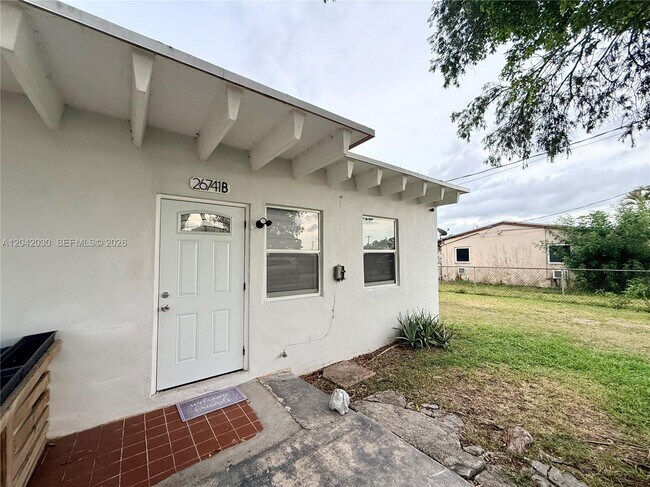 Building Photo - 26741 SW 139th Ave