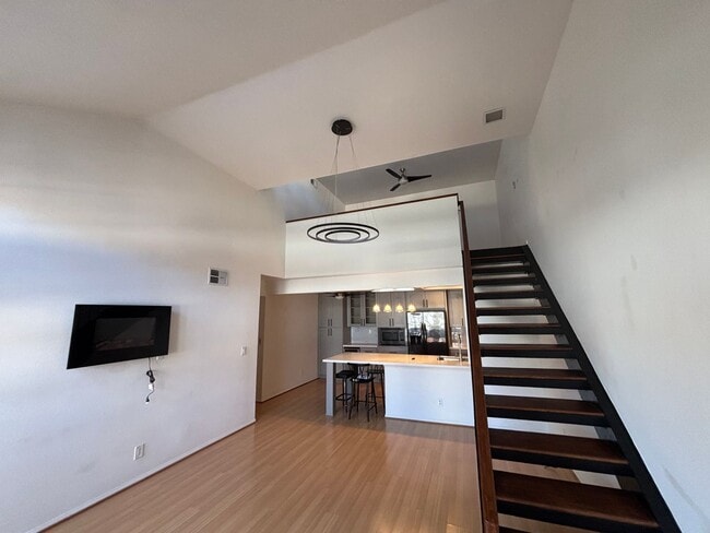 Building Photo - This stunning One-Bedroom One-Bathroom Condo in Laguna Niguel