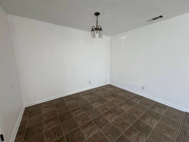 Building Photo - 2-Bedroom Duplex for Rent in Killeen - *Save $125/Month!*