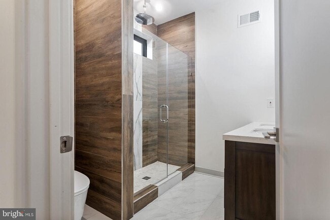 Building Photo - 3118 Ridge Ave