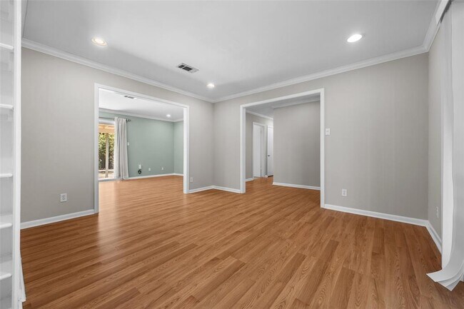 Building Photo - 1404 Briarcliff Blvd