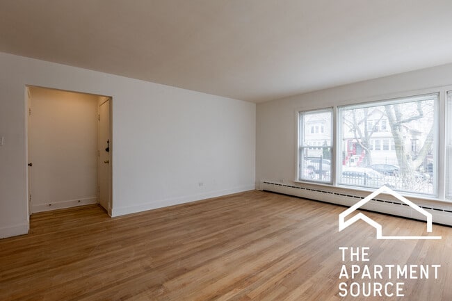 Building Photo - 4818 N St Louis Ave