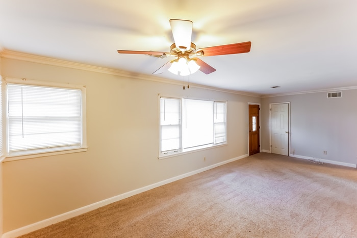 Building Photo - 1007 High Point Rd