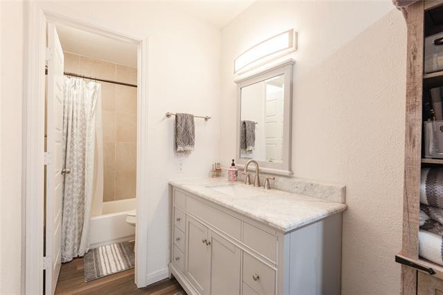 Building Photo - 843 Dublin Dr