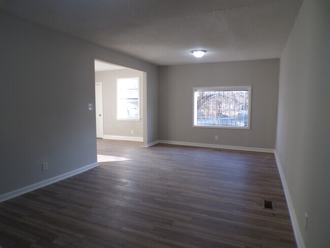 Building Photo - 200 23rd St SW