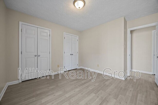 Building Photo - 1421 Matilda Ct