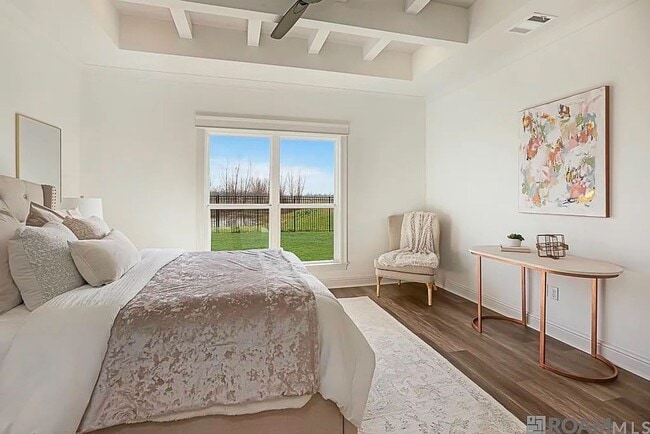 Building Photo - 4 Bedroom Home in Cheval Point Subdivision