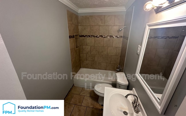 Building Photo - 4995 Stacey Rd