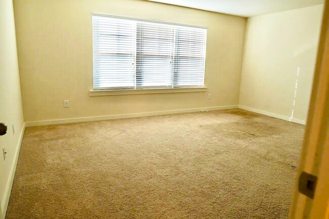 Building Photo - 6425 Swatner Dr