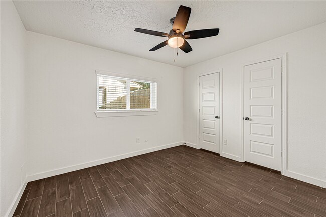 Building Photo - 2239 Pilgrims Point Dr