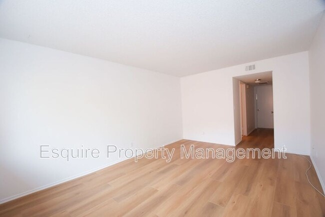 Building Photo - 6745 Shakespeare Way