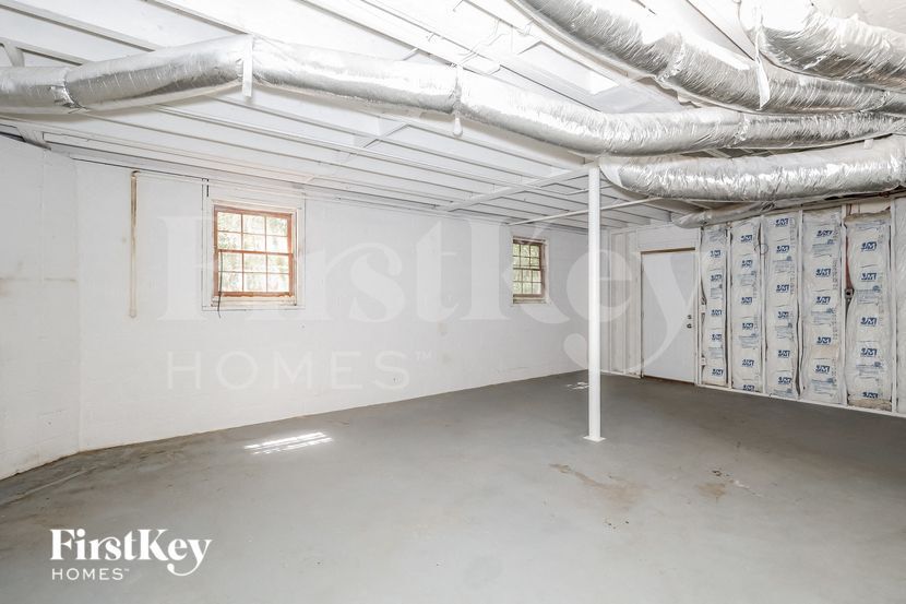 Building Photo - 4390 Wellbrook Ct