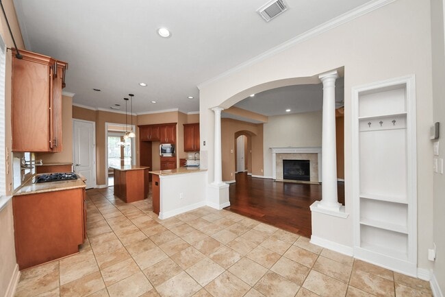 Building Photo - 17618 Raven Canyon Ln