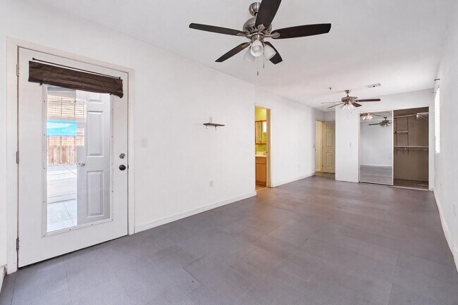 Building Photo - 85815 Avenida Raylynn