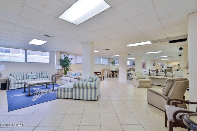 Building Photo - 1415 Ocean Shore Blvd