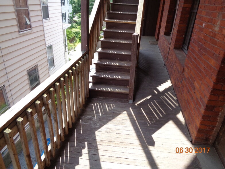 Porch - 29 William St