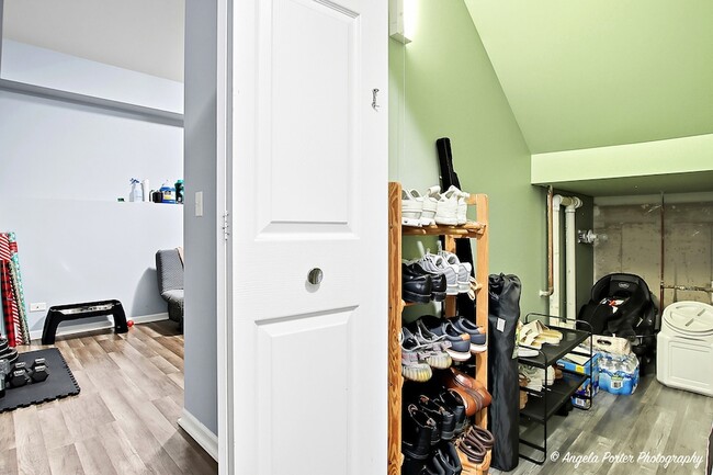 Building Photo - 1477 Sedgewood Ct