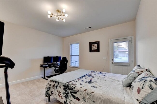 Building Photo - 777 Wexford Cove Way