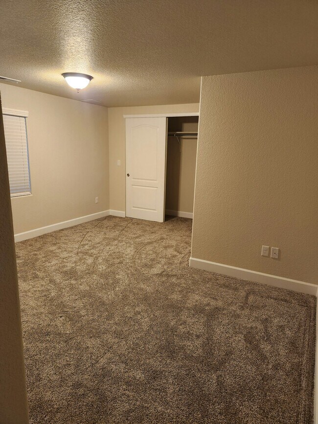 Building Photo - 10163 Seawolf Dr