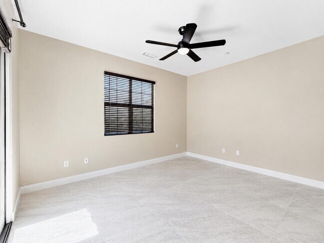 Building Photo - 3035 Arroyo Seco